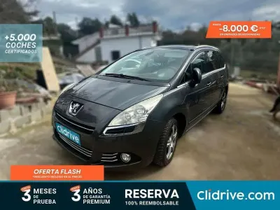 Usado Peugeot 5008 Sport 156 HP (114 kW) 2010 Cinzento Monovolume