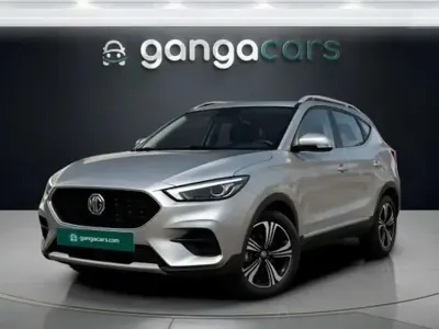 Begagnad MG ZS Luxury 111 HK (81 kW) 2023 Röd SUV