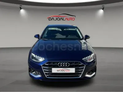 Käytetty Audi A4 Advanced Plus 136 HP (100 kW) 2022 Sininen Sedan