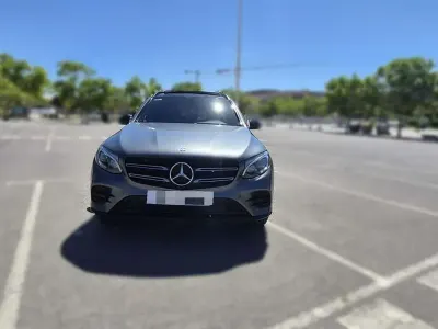 Usado Mercedes GLC220 AMG line 163 CV (119 kW) 2016 Gris SUV