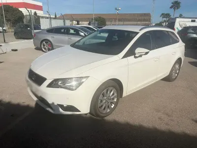 Begagnad Seat Leon Style 150 HK (110 kW) 2016 Vit Kombi