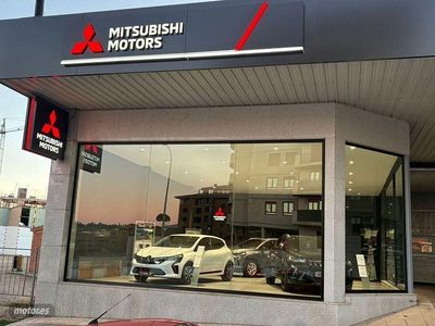 Rojo Nuevo 2025 Mitsubishi ASX SUV | 27.900 €