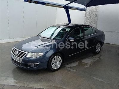Negro Usado 2007 VW Passat Highline Berlina | 3200 € (Buen precio)
