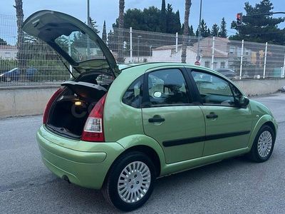 Usado Citroën C3 Exclusive 70 CV (51 kW) 2006 Verde Berlina