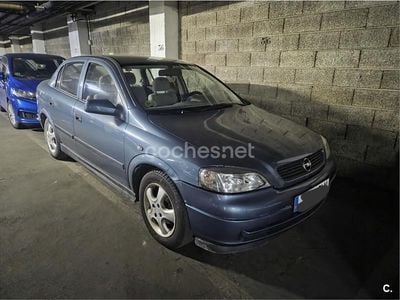 Usado Opel Astra Comfort 100 CV (73 kW) 2001 Azul Berlina