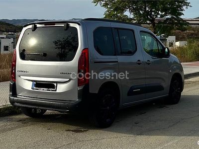 Gris / plata Usado 2024 Citroën Berlingo Business Class Monovolumen | 23.600 € (Un poco caro)