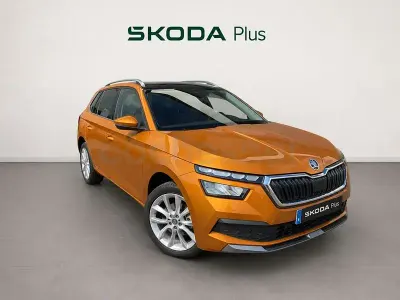 Usado Skoda Kamiq 110 CV (80 kW) 2023 Naranja SUV