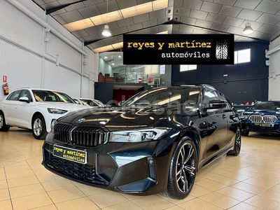 Negro Usado 2024 BMW 318 Comfort Edition Familiar | 38.900 €