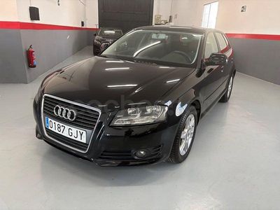 Usado Audi A3 Ambiente 125 CV (91 kW) 2008 Negro Utilitario