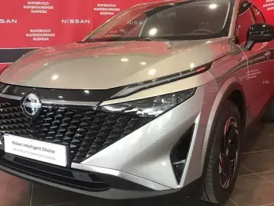Usado Nissan Qashqai N-Connecta 140 CV (102 kW) 2025 Diamond silver SUV