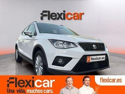 Usado Seat Arona Ecomotive 95 CV (69 kW) 2018 Blanco SUV
