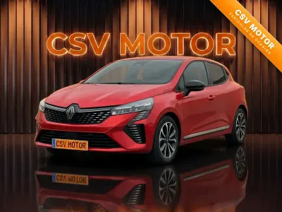 Usado Renault Clio Techno 91 CV (66 kW) 2024 Rojo Utilitario