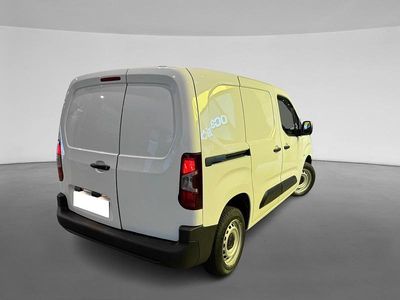 Usado Citroën Berlingo 75 CV (55 kW) 2020 Blanco banquise Monovolumen