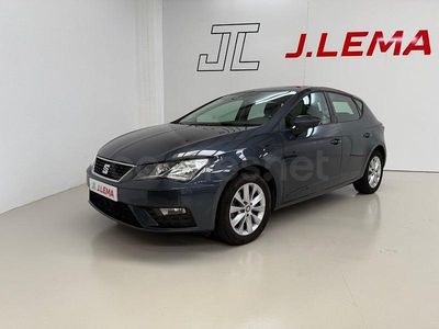 Usado Seat Leon Style 115 CV (84 kW) 2020 Gris / plata Berlina