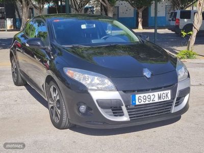 usado Renault Mégane DCi 110 Autom. EDC eco2 FAP E5 3p.