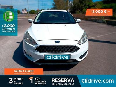 Usado Ford Focus Trend 114 CV (83 kW) 2015 Blanco Utilitario
