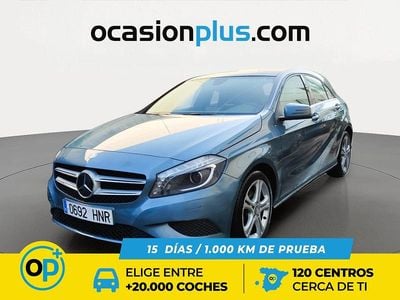 Usado Mercedes A200 Urban 136 CV (100 kW) 2013 Azul Utilitario