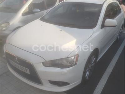 Usado Mitsubishi Lancer Sportback Instyle 140 CV (102 kW) 2009 Blanco Berlina