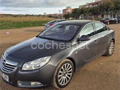 Usado Opel Insignia Sport 160 CV (117 kW) 2009 Gris / plata Berlina