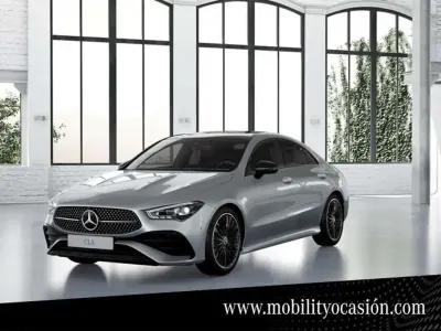 Usado Mercedes CLA200 150 CV (110 kW) 2025 Gris Coupe