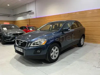 Usado Volvo XC60 Momentum 175 CV (128 kW) 2010 Azul SUV