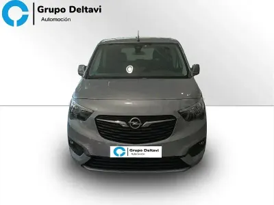 Usado Opel Combo Life Elegance 102 CV (75 kW) 2021 Gris / plata Monovolumen