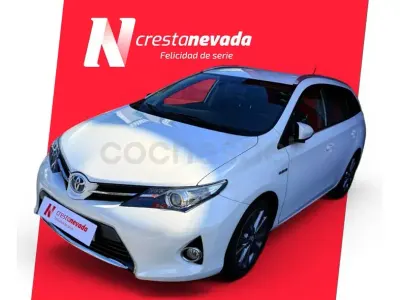 Usado Toyota Auris Hybrid