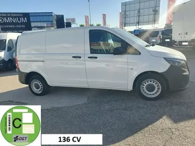 Usado Mercedes Vito 136 CV (100 kW) 2021 Blanco Van