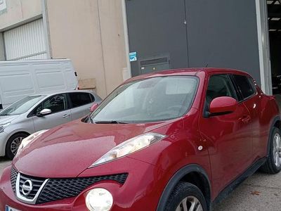 Usado Nissan Juke Acenta 110 CV (80 kW) 2012 Granate SUV