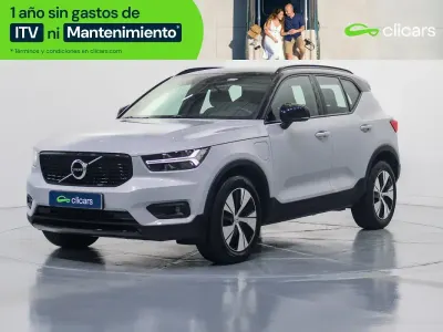 Usado Volvo XC40 R-Design 211 CV (155 kW) 2021 Gris / plata SUV