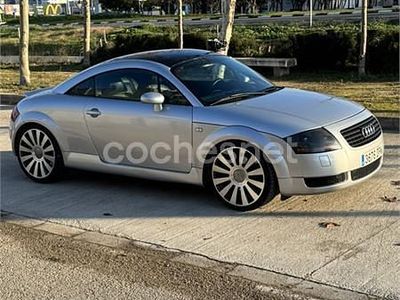 Usado Audi TT 180 CV (132 kW) 2000 Gris / plata Coupe