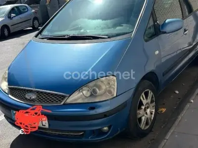 Usado Ford Galaxy Trend 130 CV (95 kW) 2004 Azul Monovolumen
