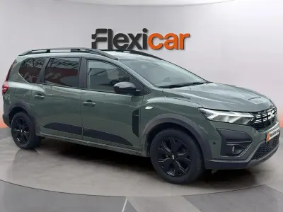 Käytetty Dacia Jogger Expression 101 HP (74 kW) 2023 Vihreä Tila-auto