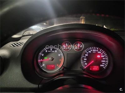 Usado Audi A3 Attraction 102 HP (75 kW) 2004 Vermelho Citadino