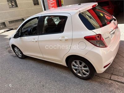 Brugt Toyota Yaris Active 90 HK (66 kW) 2014 Hvid Hatchback
