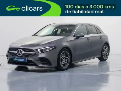 Usado Mercedes A180 116 CV (85 kW) 2020 Gris / plata Berlina