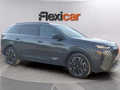Usado Peugeot 5008 Allure 145 CV (106 kW) 2025 Gris SUV