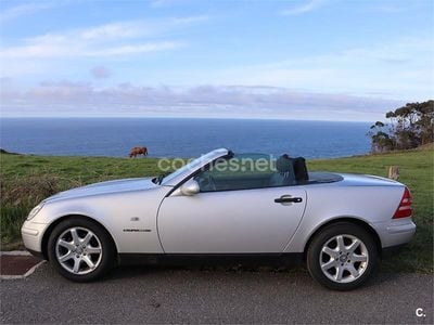 Usado Mercedes SLK230 193 CV (141 kW) 1999 Gris / plata Descapotable