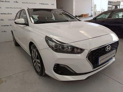 Blanco Usado 2019 Hyundai i30 Berlina | 15.990 € (Precio justo)