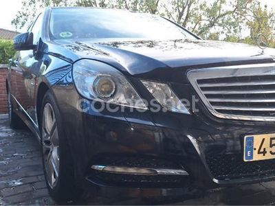 Usado Mercedes E220 Avantgarde 170 CV (125 kW) 2011 Negro Berlina
