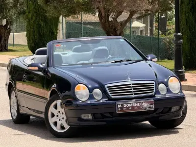 Usado Mercedes CLK200 Elegance 196 CV (144 kW) 2003 Azul Descapotable