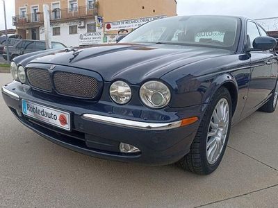 Usado Jaguar XJ 207 CV (152 kW) 2006 Azul Berlina