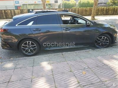 Gris / plata Usado 2019 Kia ProCeed GT-Line Familiar | 19.700 € (Precio justo)