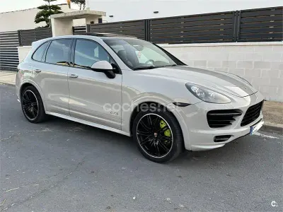 Usado Porsche Cayenne 420 CV (308 kW) 2013 Gris / plata SUV