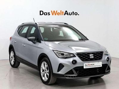 Usado Seat Arona FR 116 CV (85 kW) 2024 Plateado SUV