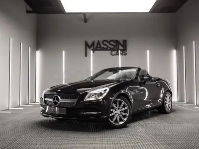 Usado Mercedes SLK200 184 CV (135 kW) 2011 Negro Descapotable