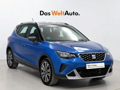 Usado Seat Arona Xperience 110 CV (80 kW) 2022 Azul SUV