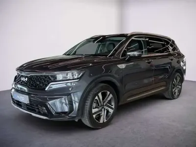 Usado Kia Sorento Plus 215 CV (158 kW) 2024 Gris SUV