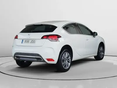 Occasion DS Automobiles DS4 Design 131 PK (96 kW) 2015 Wit Hatchback