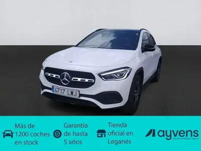 Käytetty Mercedes GLA180 136 HP (100 kW) 2022 Valkoinen Katumaasturi